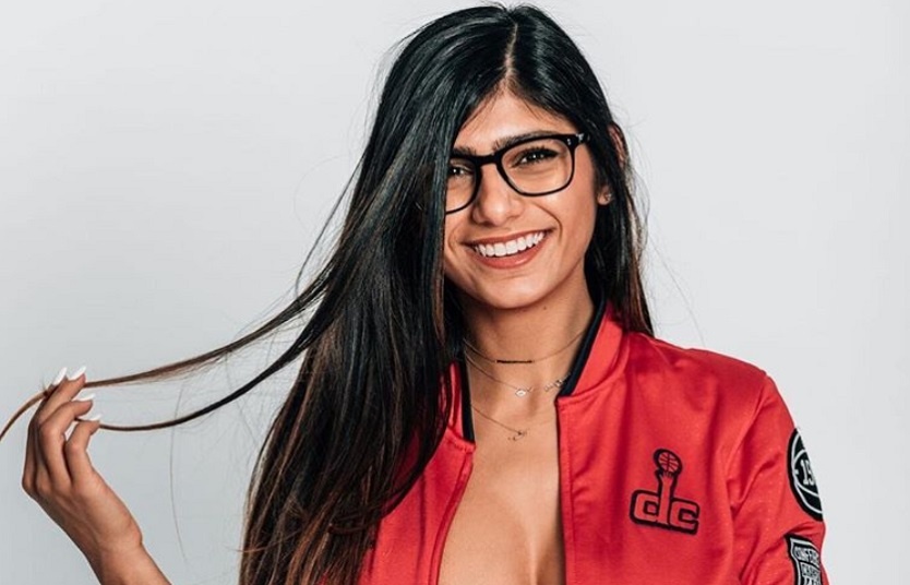 Br**sts Of Ex Po*n Star Mia Khalifa Are Fake, Got Implants Done After Spend...