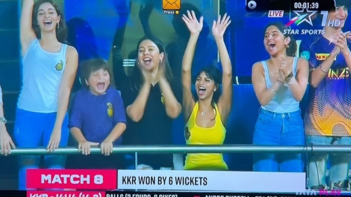 In Pics: Netizens Can't Get Over Many Moods of Suhana Khan at MI vs KKR IPL  Match - News18