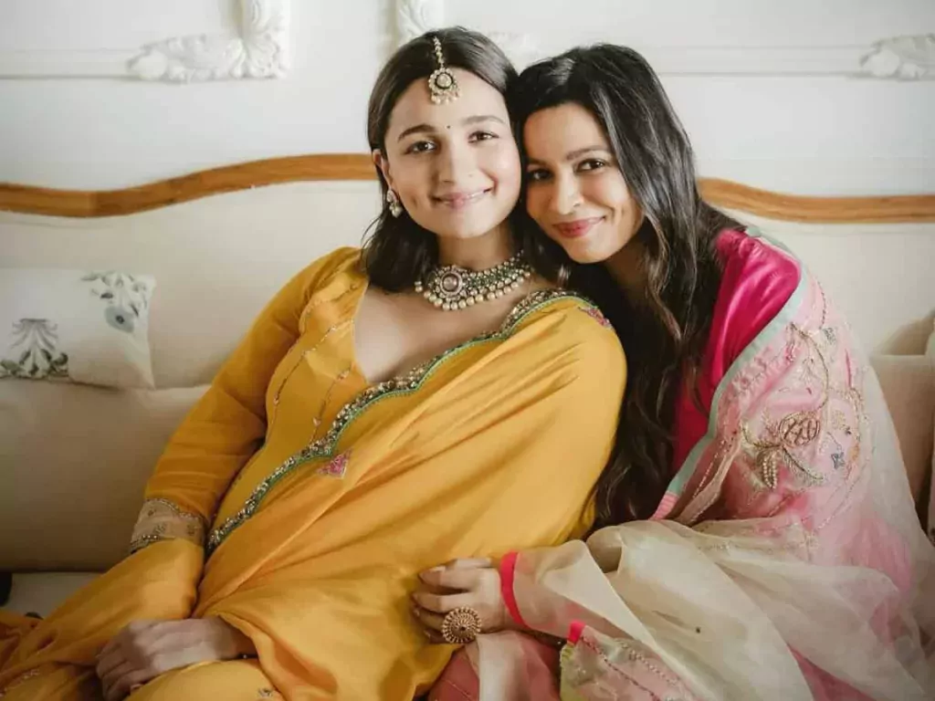 Alia Bhatt Buys House For 37 Crores In Bandra; Gifts Two Flats Worth Crores To Sister Shaheen Bhatt!