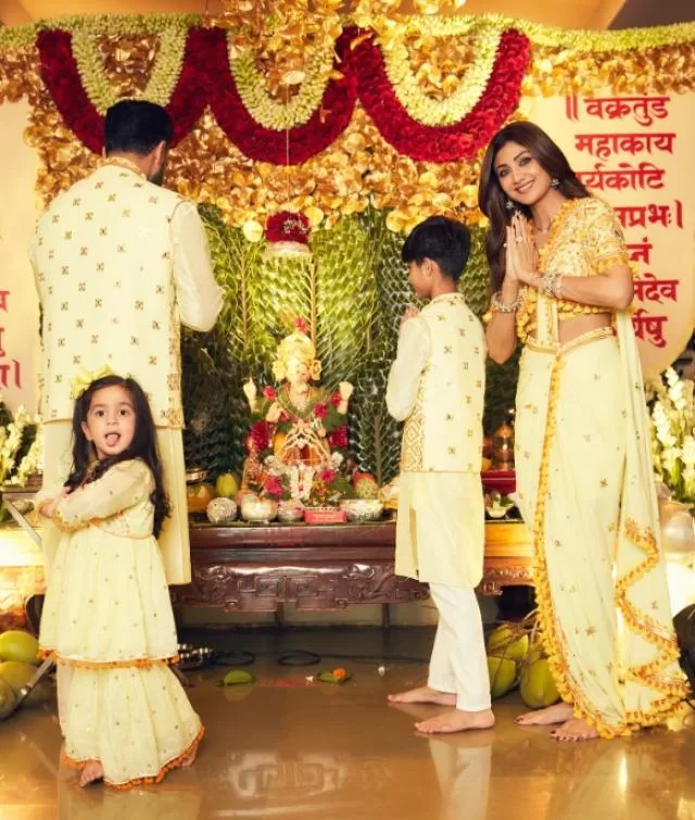 Raj Kundra-Shilpa Shetty celebrate Ganesh Chaturthi