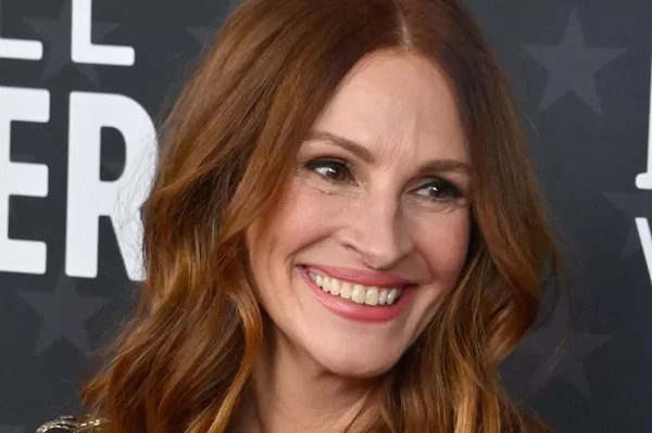 Julia Roberts