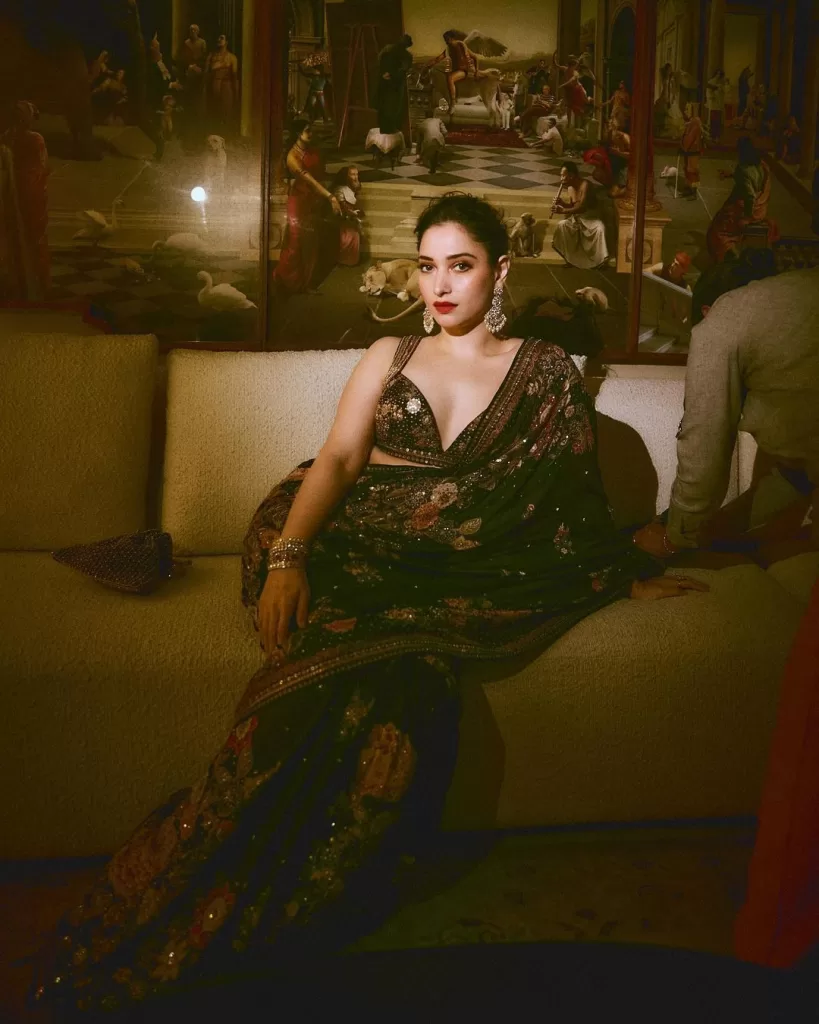 Tamannaah Bhatia's Saree Elegance Steals the Show at Randeep Hooda's Wedding: Black Floral Saree, Stunning Accessories, and Glamorous Makeup!