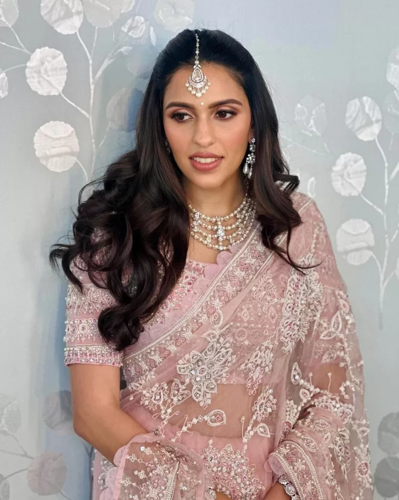 Shloka Mehta Ambani Radiates Elegance in Abu Jani Sandeep Khosla's Chikankari Saree at Wedding Affair