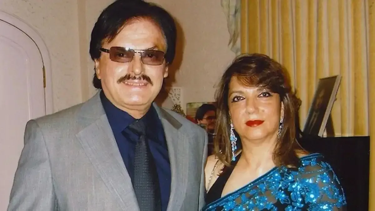 Sanjay Khan and Zarine Khan